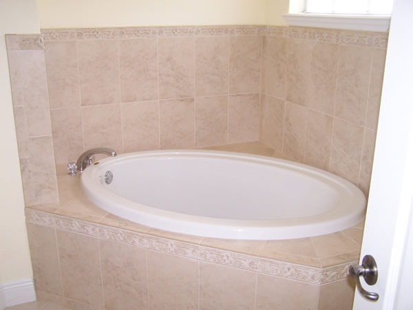 Roman tub